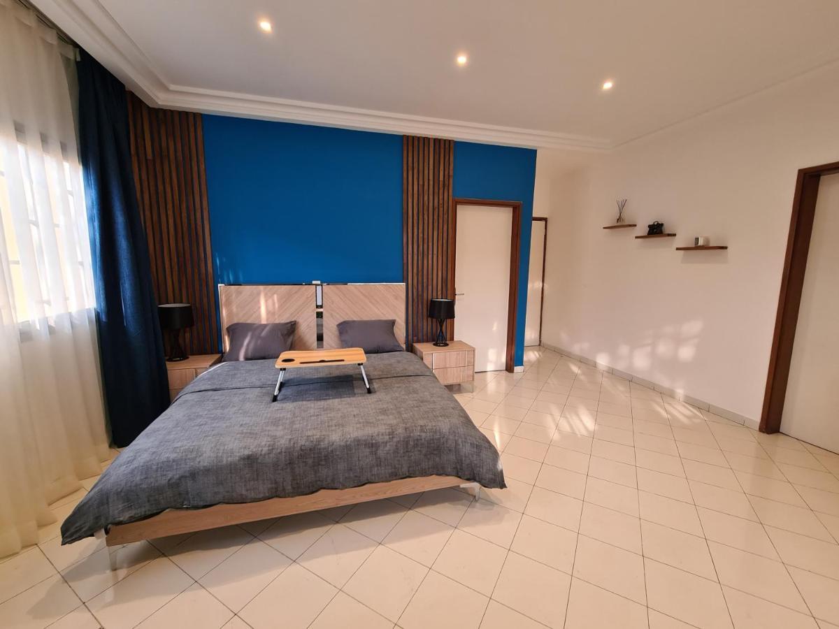 Sompteuse Villa Avec Piscine A 5 Min De La Plage Pointe Noire Exterior foto