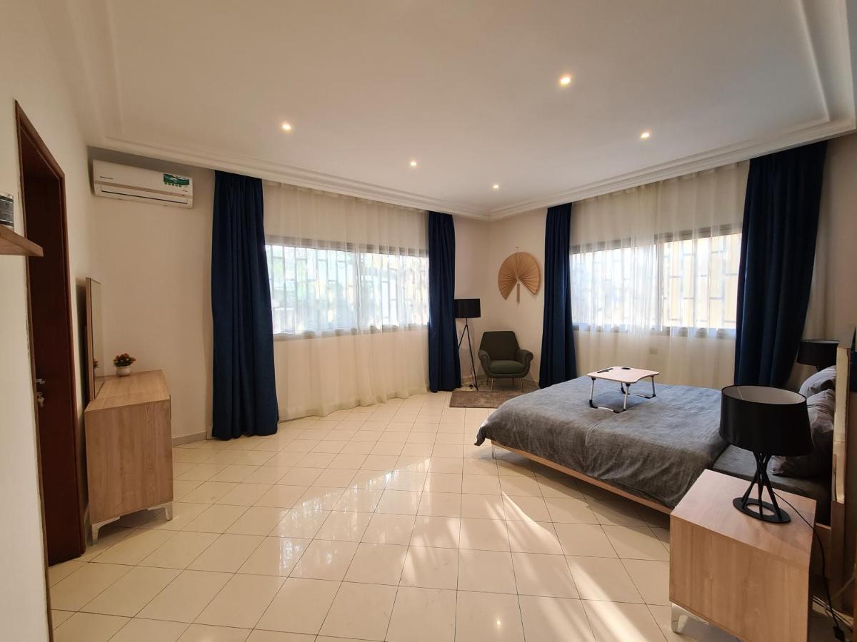 Sompteuse Villa Avec Piscine A 5 Min De La Plage Pointe Noire Exterior foto